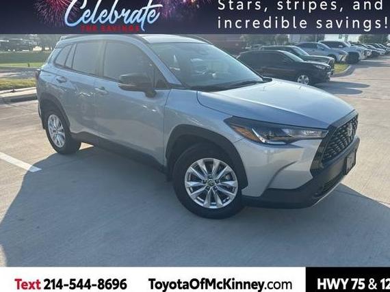 TOYOTA COROLLA CROSS 2025 7MUCAAAG6SV122752 image